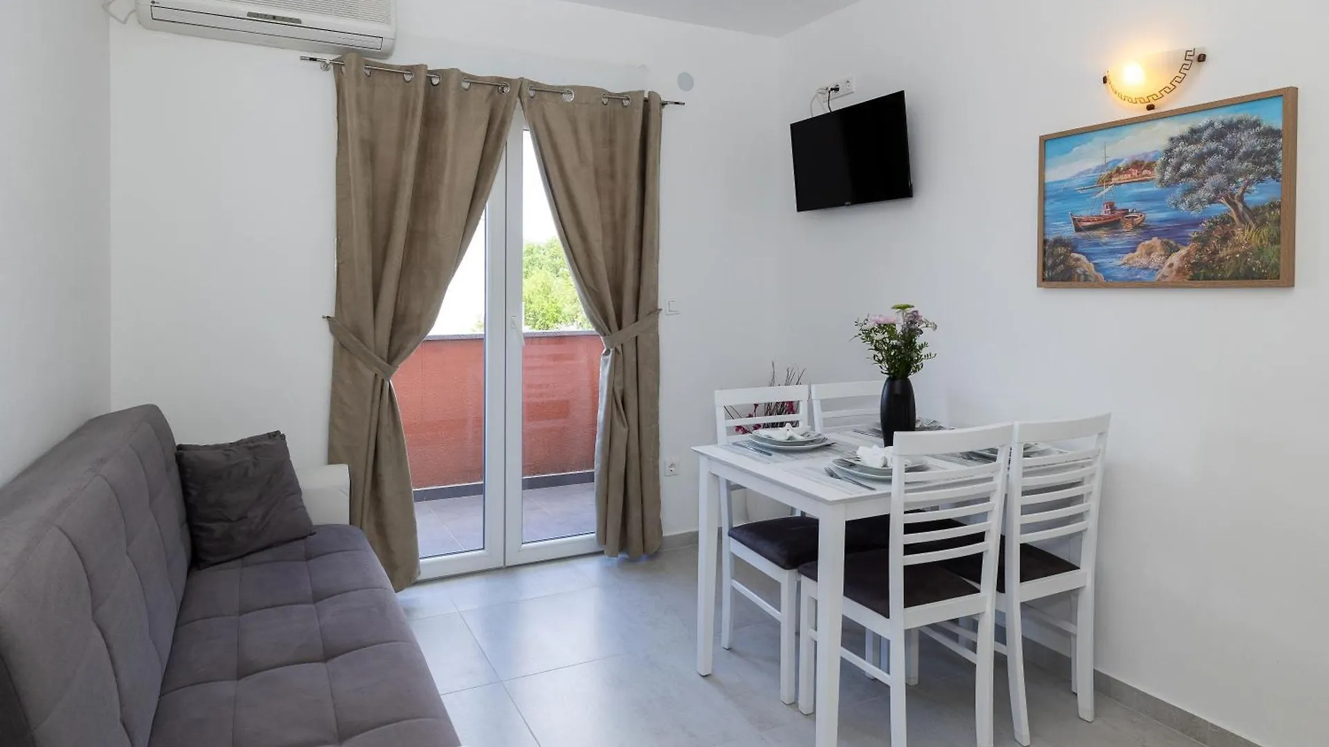 Apartments Mikanovic Crikvenica