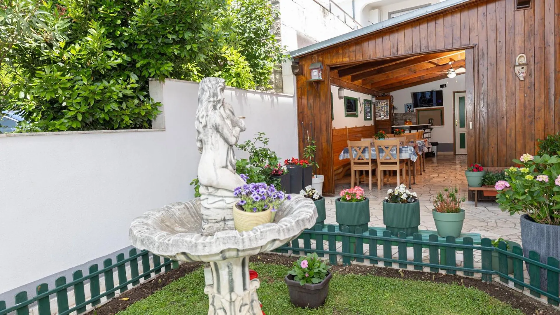 Apartments Mikanovic Crikvenica
